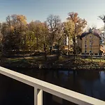 Miltom Gæstehus 3*