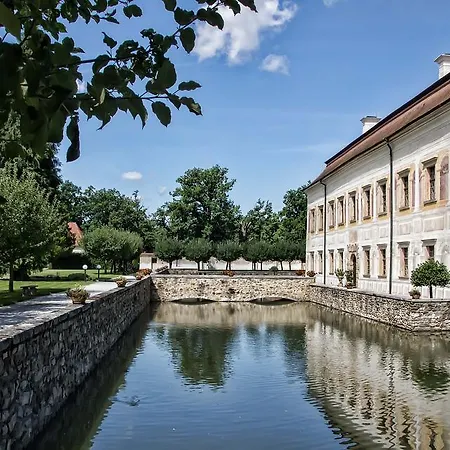 ゲストハウス Miltom