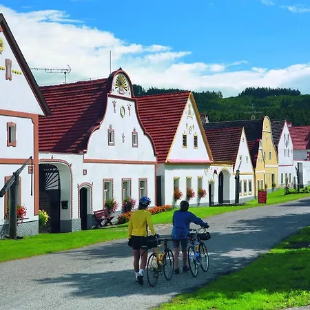 Miltom ゲストハウス 3*