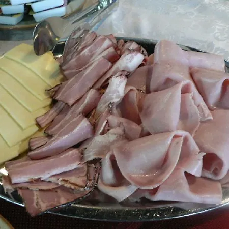 Miltom ゲストハウス 3*