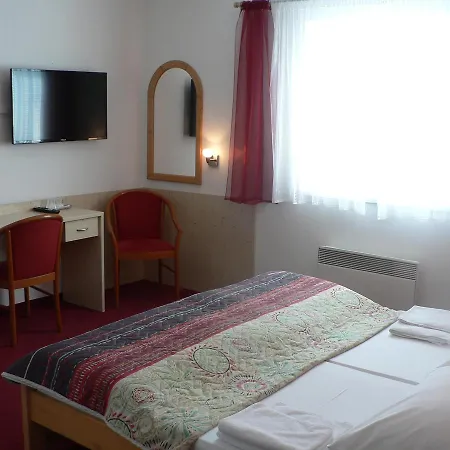 Miltom チェスケー・ブジェヨヴィツェ