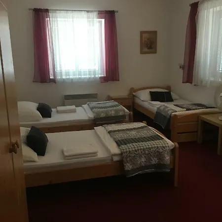 Miltom Penzion 3*